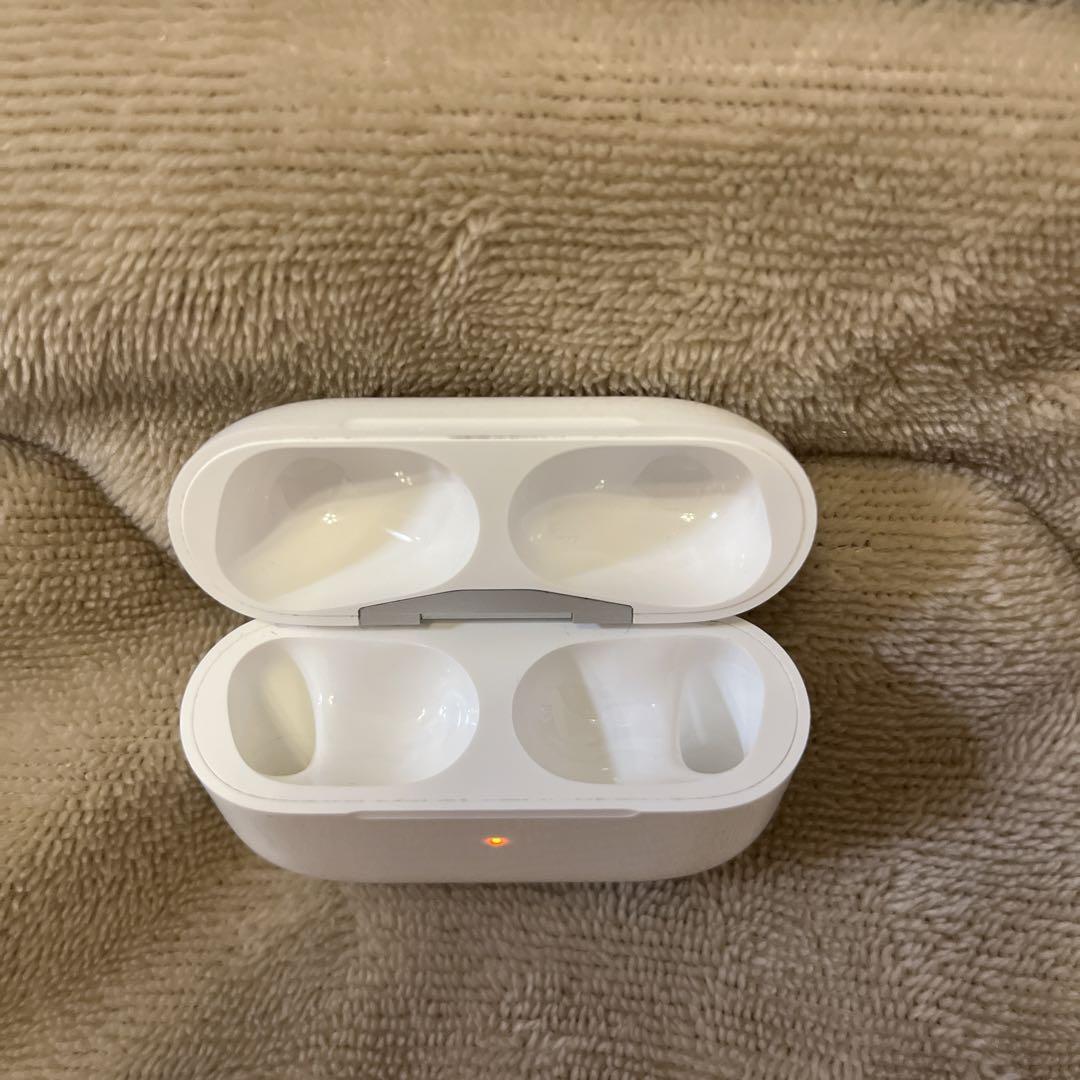 AirPodsProケースのみ