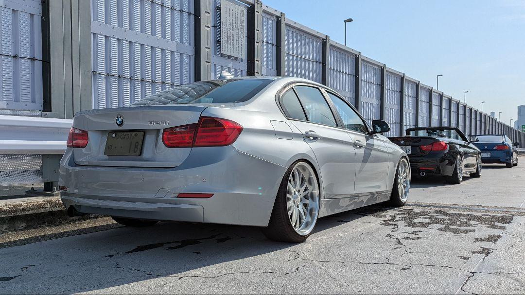 BMW F30 320i 車検1年付き
