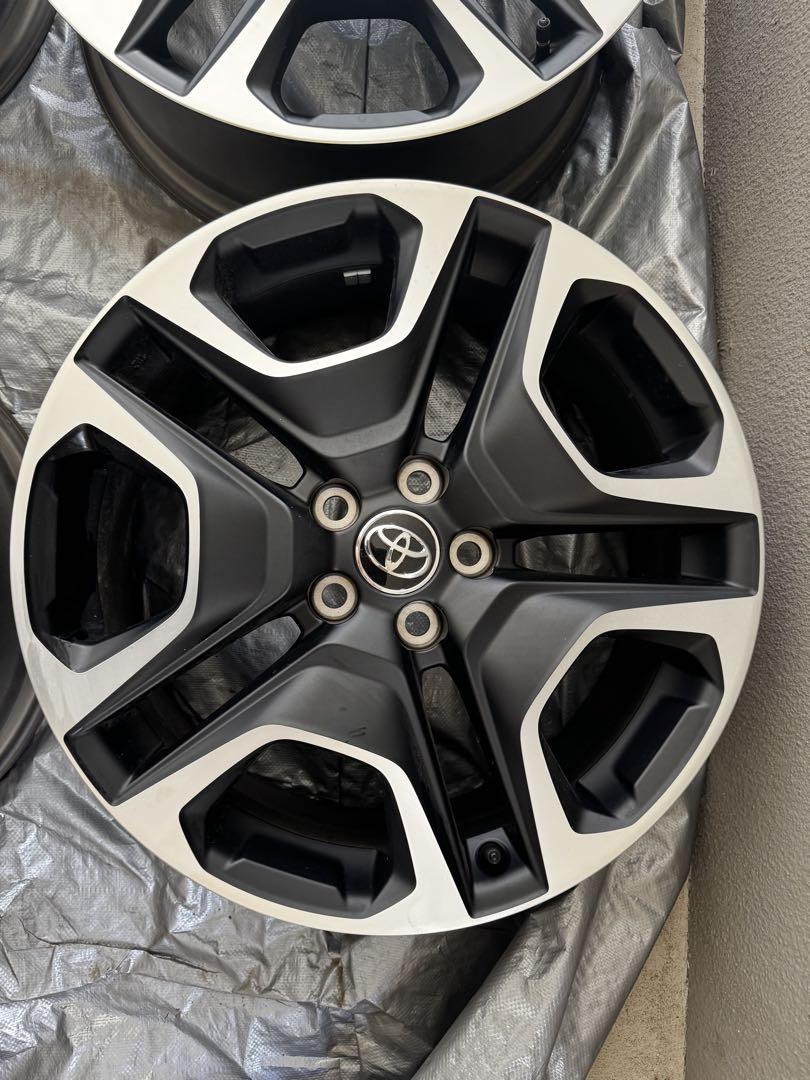 RAV4 アドベンチャー　純正ホイール　4本セット（その1、2本分）