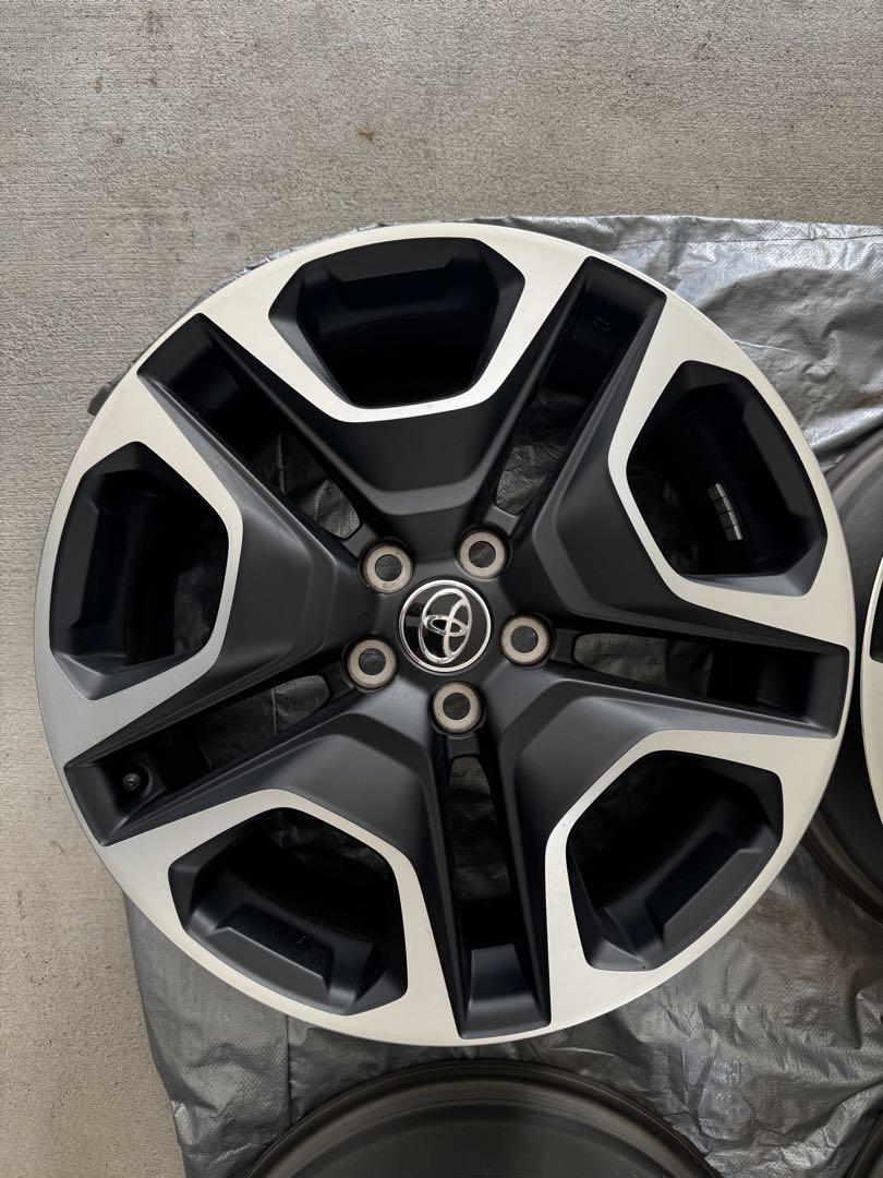 RAV4 アドベンチャー　純正ホイール　4本セット（その1、2本分）