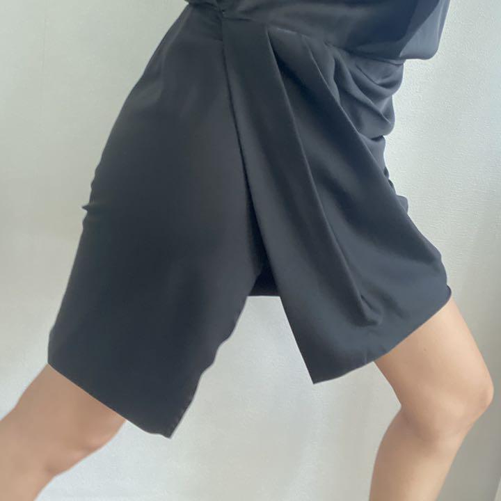 バレンシアガ アシンメトリーワンピース