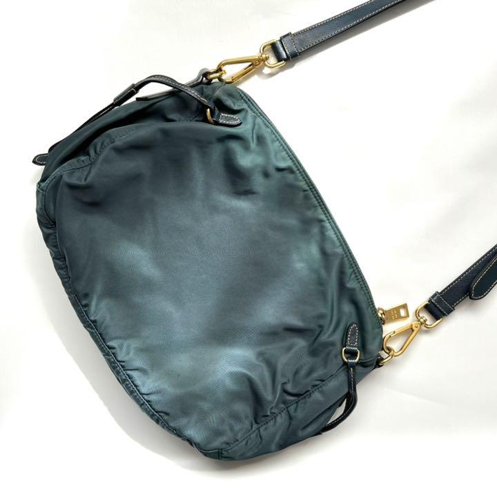限定品低価 PRADA 斜め掛け ロゴ グリーン 緑 c4ytS-m18058293534 プラダ ナイロン ショルダーバッグ 超激安安い