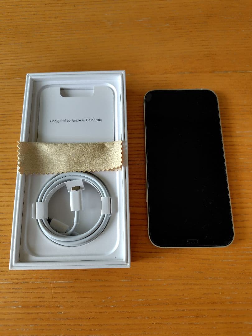 Apple iPhone 12 ホワイト 本体