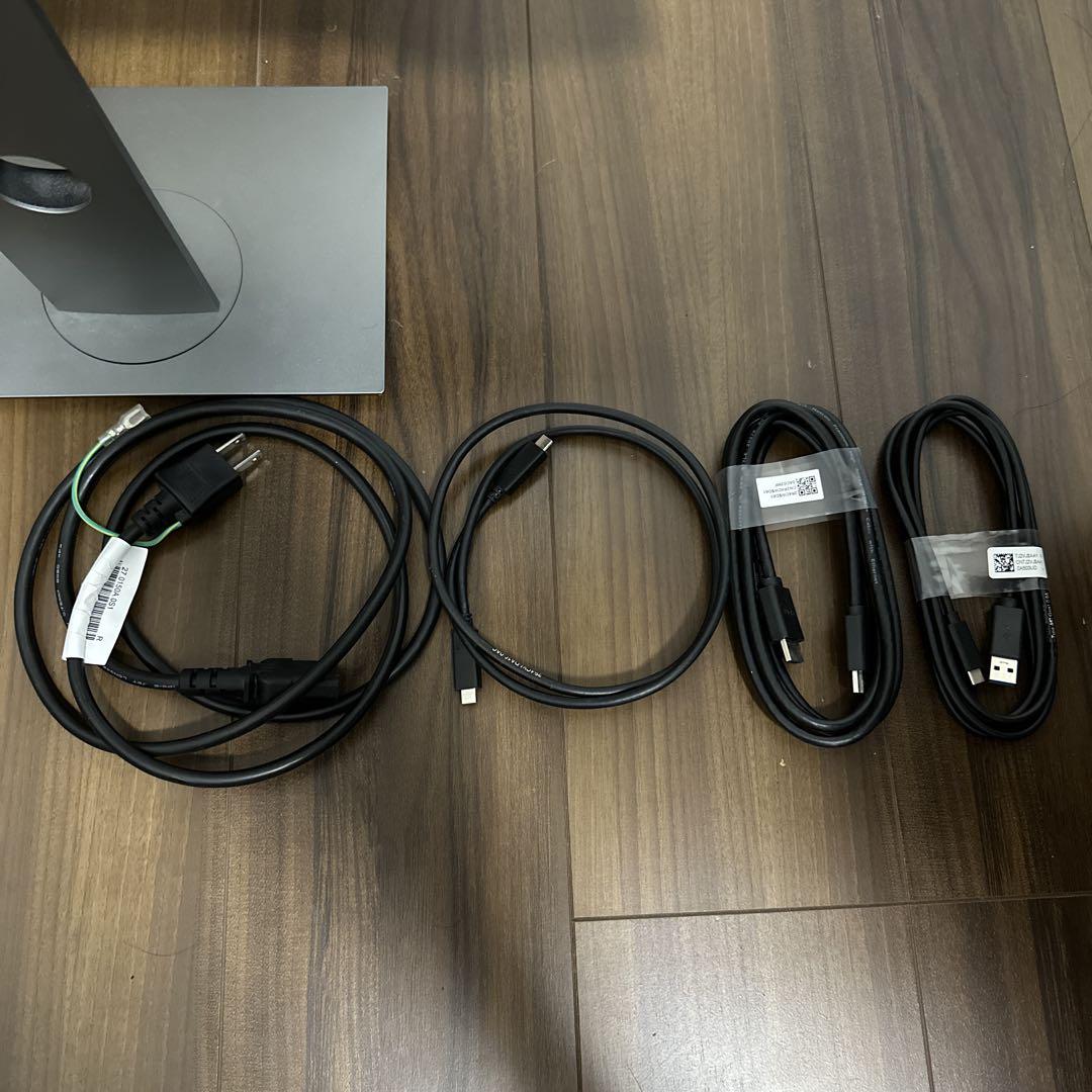 DELL U2720QM 27インチ 4Kモニター 本体 付属品完備 完動品