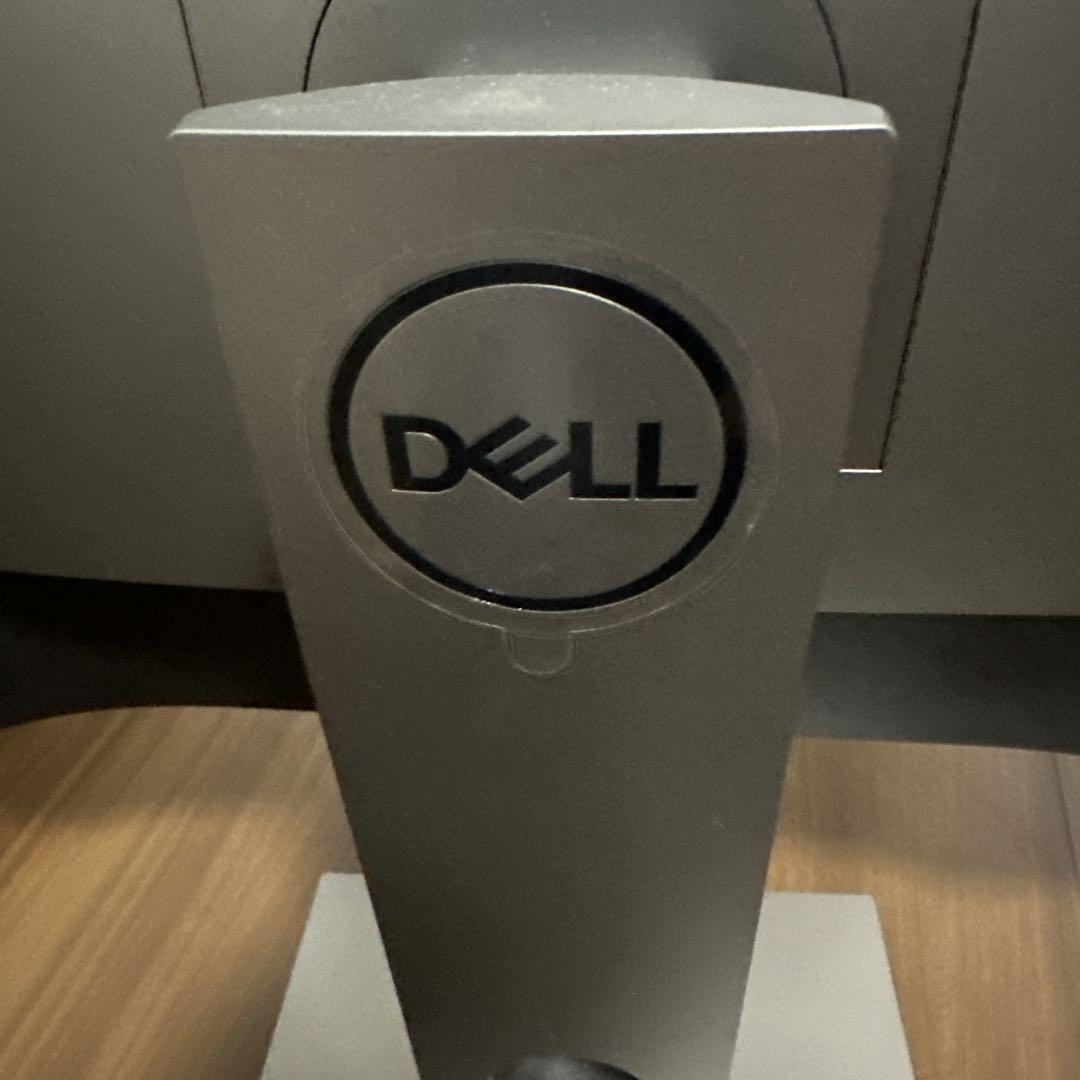 DELL U2720QM 27インチ 4Kモニター 本体 付属品完備 完動品