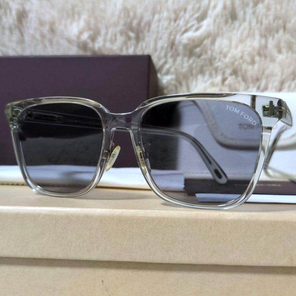 付属品完備 TOM FORD TF891-K 20D アイウェア クリア
