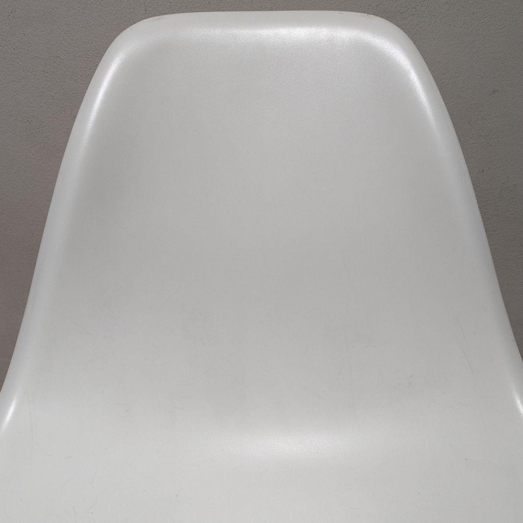 美品 Vitra Eames イームズ プラスチック シェルチェア ホワイト 白