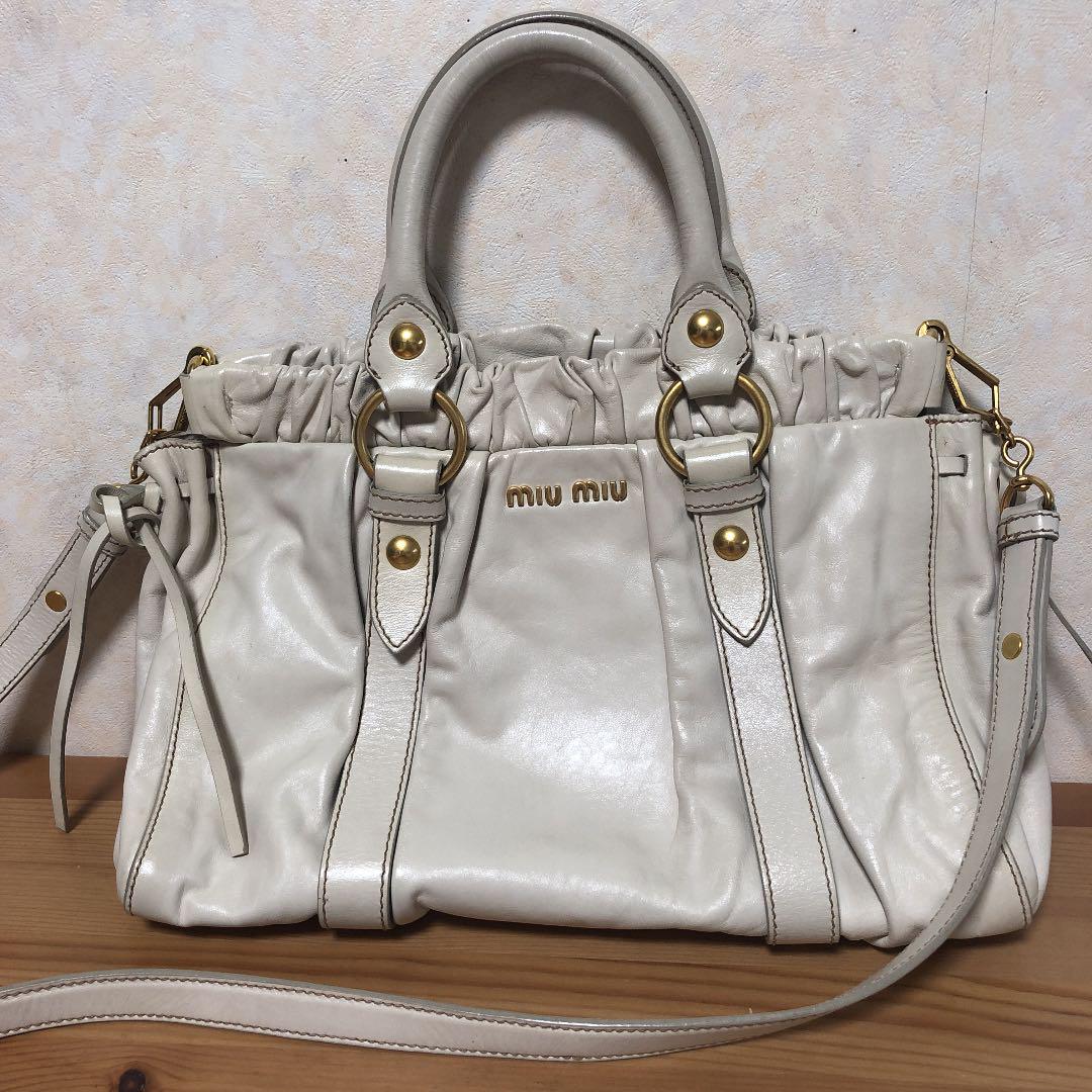 くしました 美品 ショルダーバッグ✴︎✴︎ 21tVf-m18091497754 miumiuハンドバッグ レディース