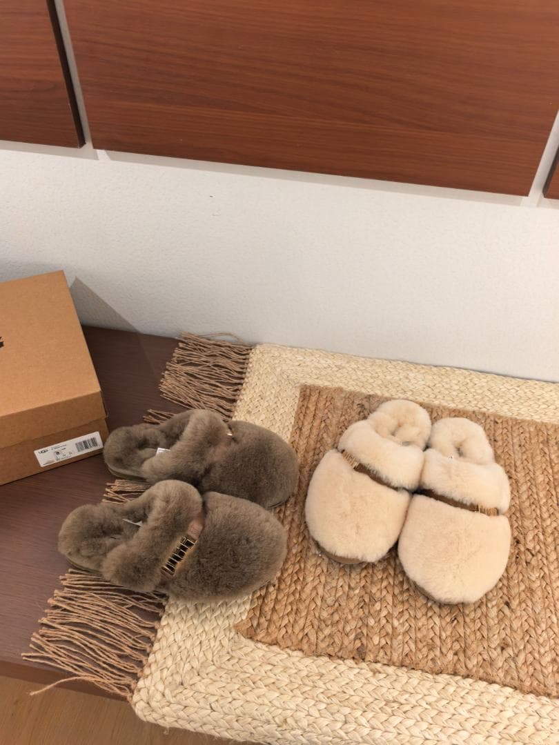 UGG 茶色のウールスリッパ サイズ#24cm #高級感 #冬のファッション UGG 茶色のウールスリッパ サイズ#24cm #高級感 #冬のファッション