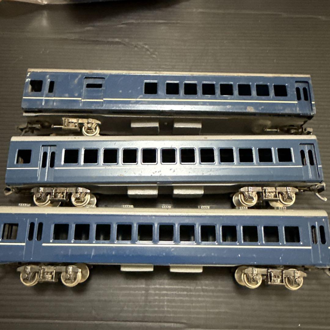 ［ジャンク］鉄道模型　HOゲージ　客車3車両　鉄製 ジャンク］鉄道模型 HOゲージ 客車3車両 鉄製 - メルカリ