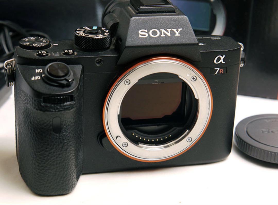 美品❗️SONYα7RII ・レンズ・付属品あり・ショット数2900程