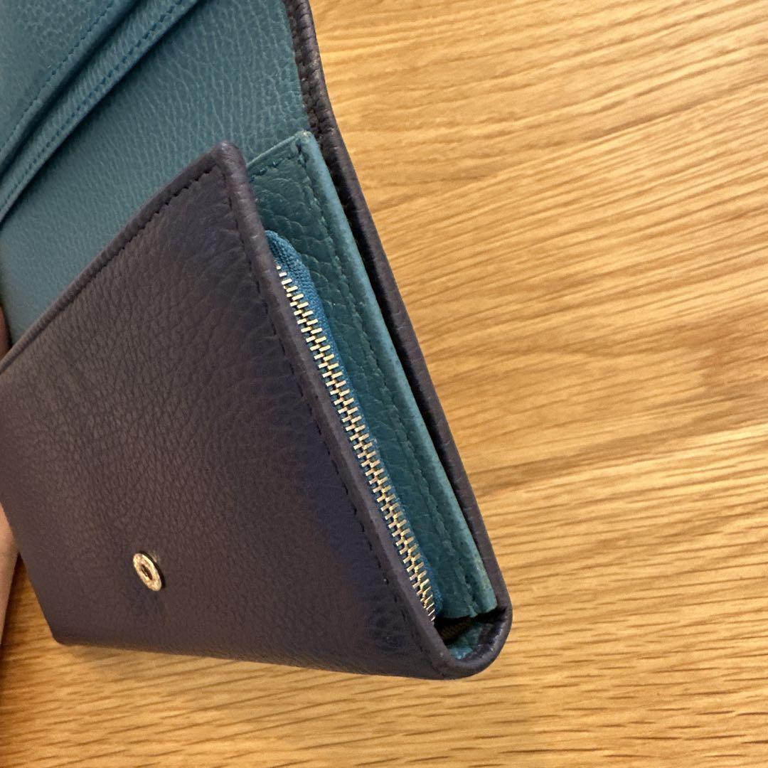 Gucci ネイビー レザー 長財布