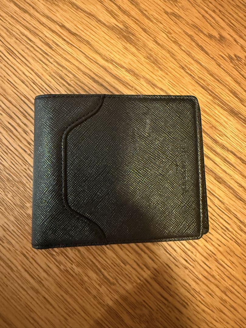 ペッレモルビダ　PELLE MORBIDA 二つ折り財布　黒