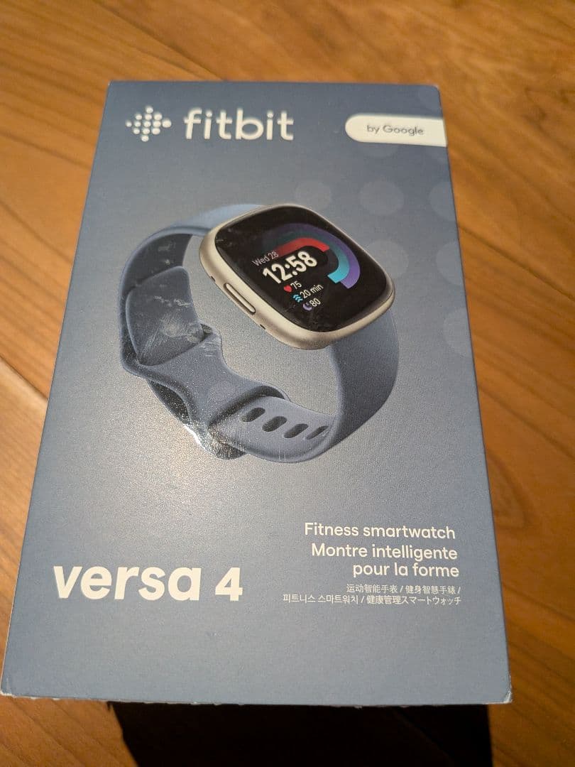 Fitbit Versa 4 スマートウォッチ 本体やや傷や汚れあり