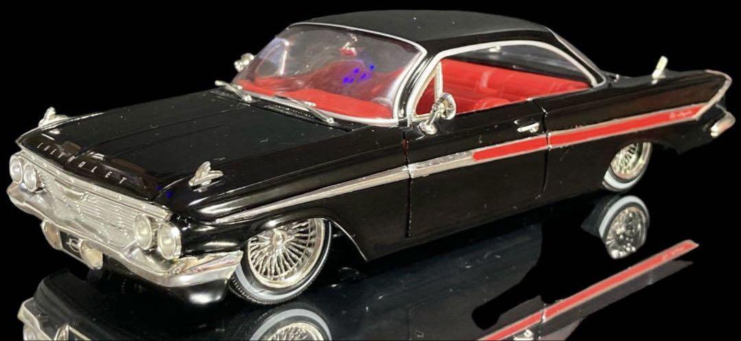【最安価】1961 シボレー　インパラ　ミニカー 1/24