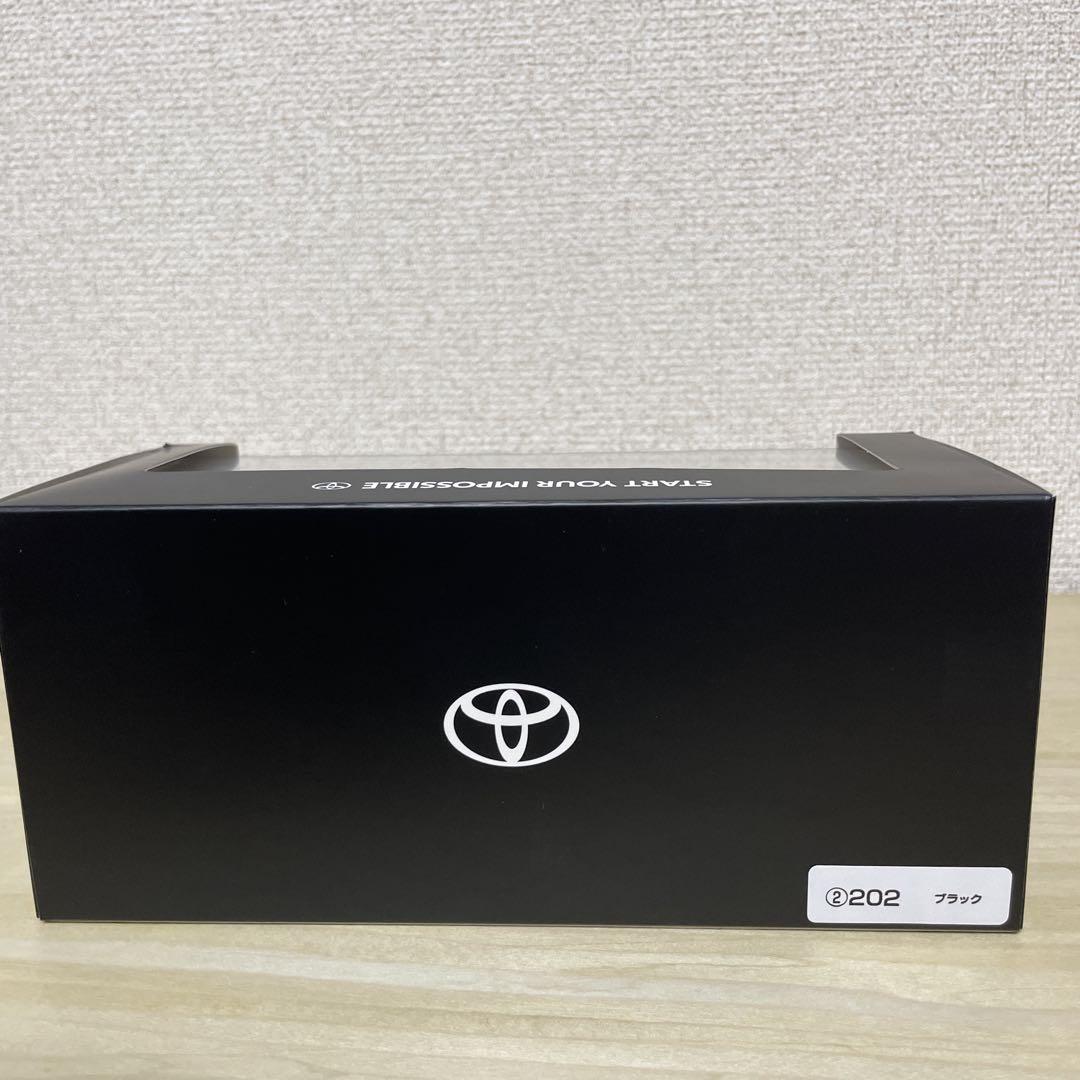 トヨタ　TOYOTA 40系アルファード　ミニカー　カラーサンプル