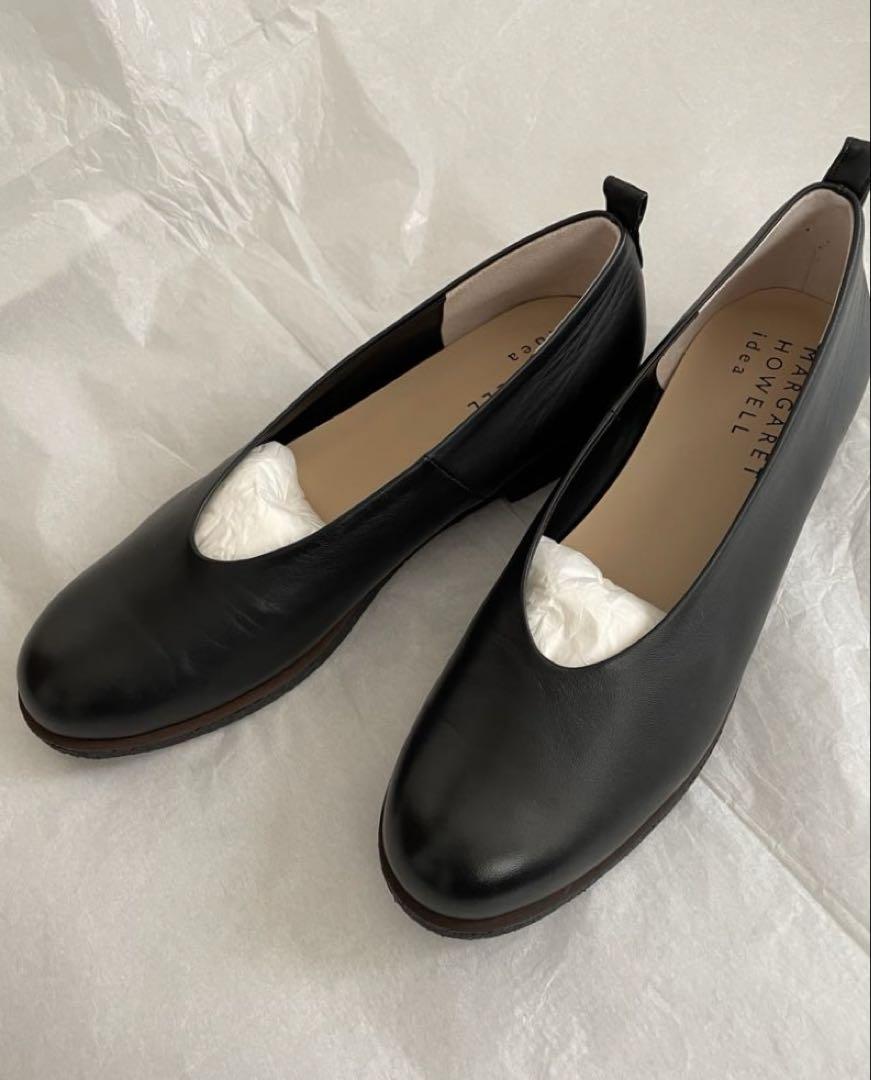 【新品】 MARGARET HOWELL ideaラウンドトゥフラットパンプス黒