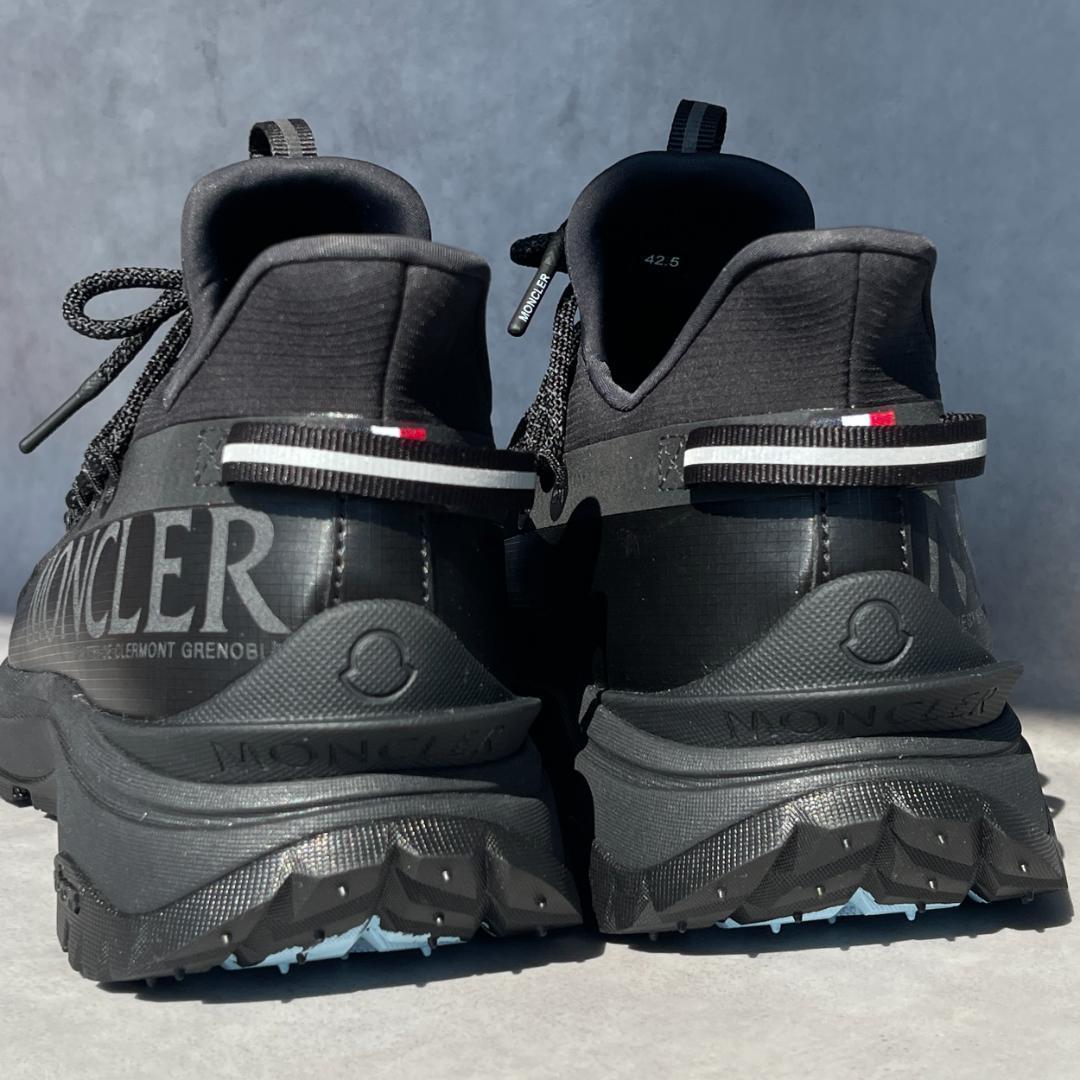 【リップストップ】MONCLER トレイルグリップ ライト2トレーナー ホワイト Trailgrip Lite 2 スニーカー : トレーナー 向けの