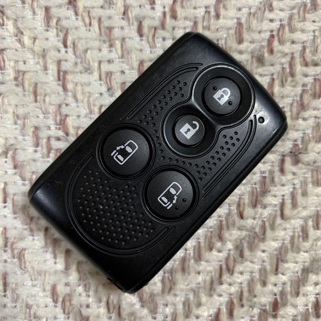 ダイハツ タントカスタム LA600S スマートキー 両側パワスラ　未使用 ダイハツ タントカスタム LA600S スマートキー 両側パワスラ 超