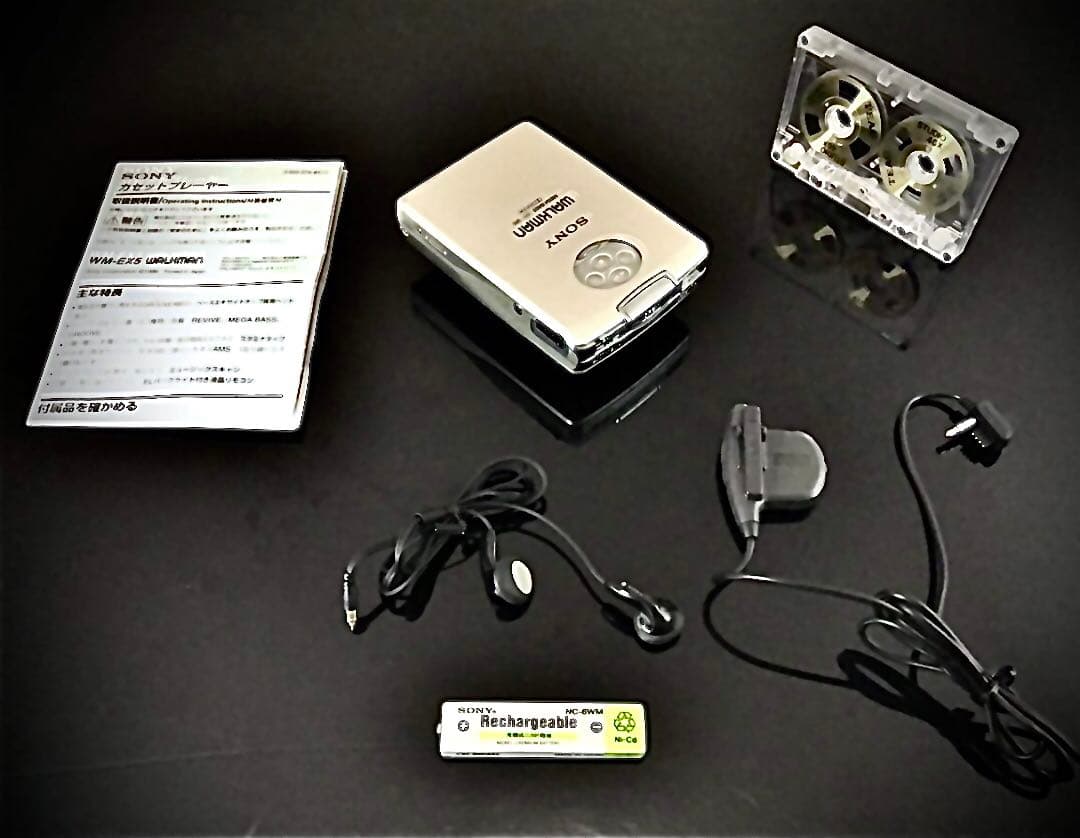 カセットウォークマン SONY WM-EX5、銀色、鏡面「整備済み、完動美品