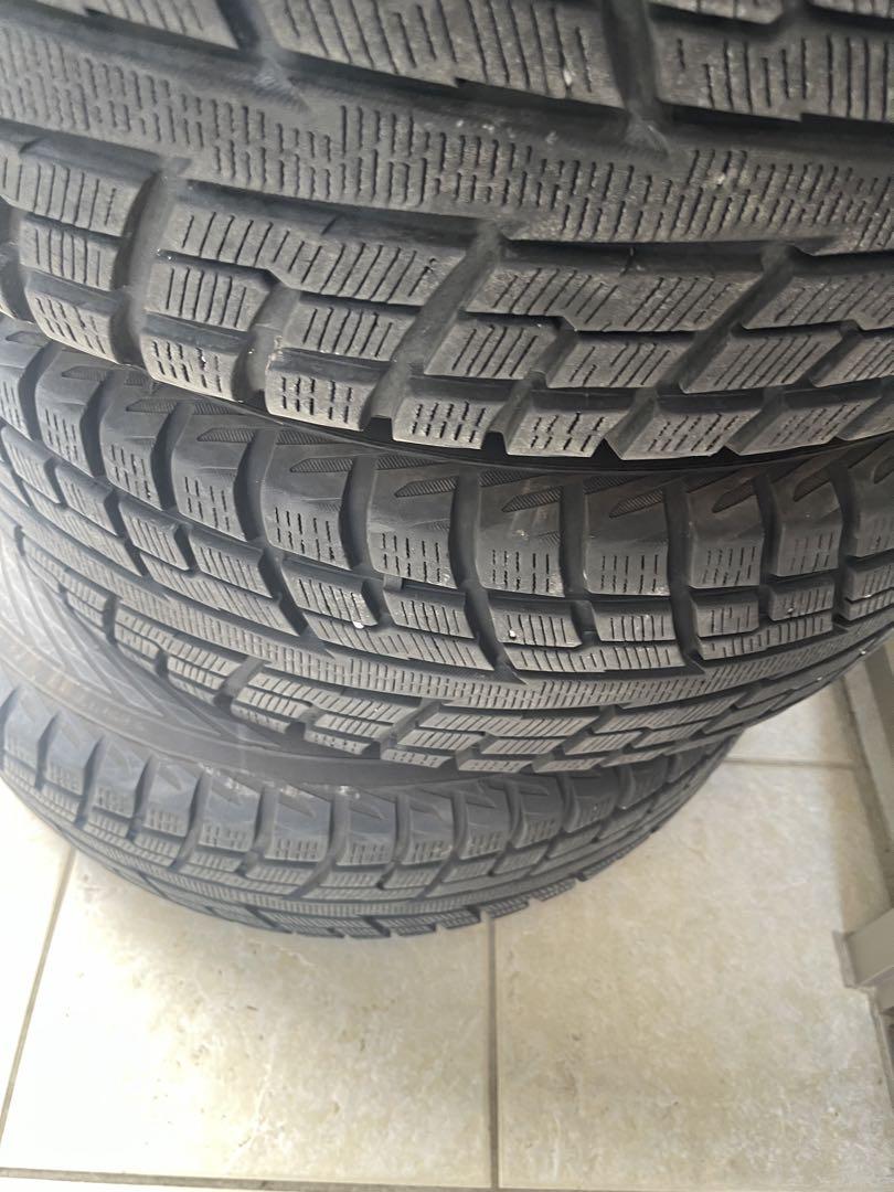215/65R16　スタッドレス　ヨコハマ　ジイオランダー　スバル　フォレスター