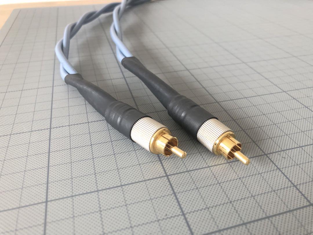 「ブルースナー」　SUHNER オーディオケーブル　ダブル線