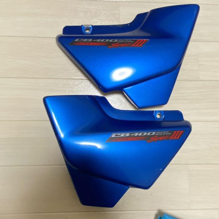 メルカリ ホンダ Cb400sf Cb400sb Spec3 Nc39 サイドカバー 青 外装 エアロパーツ 4 900 中古 や未使用のフリマ メルカリ ホンダ Cb400sf Cb400sb Spec3 Nc39 サイドカバー 青 外装 エアロパーツ 4 900 中古 や未使用のフリマ