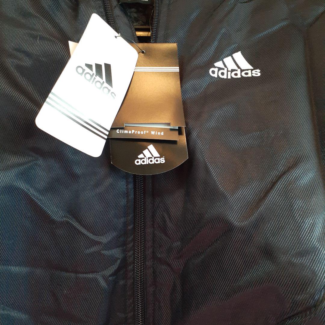 本日お値打ち‼️adidas キッズベンチコートふかふか❤️