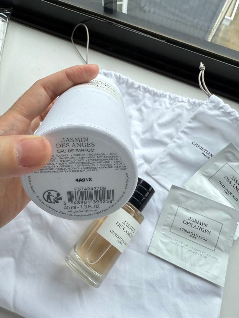 Christian Diorクリスチャン・ディオーJASMIN DESANGES