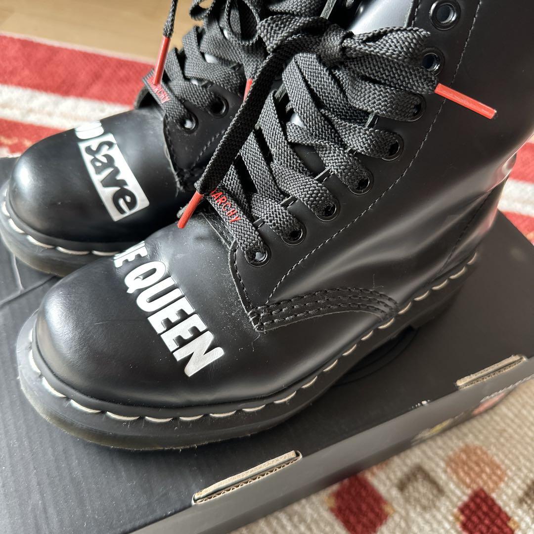 Dr.Martens GOD Save THE QUEEN マーチン　ブーツ