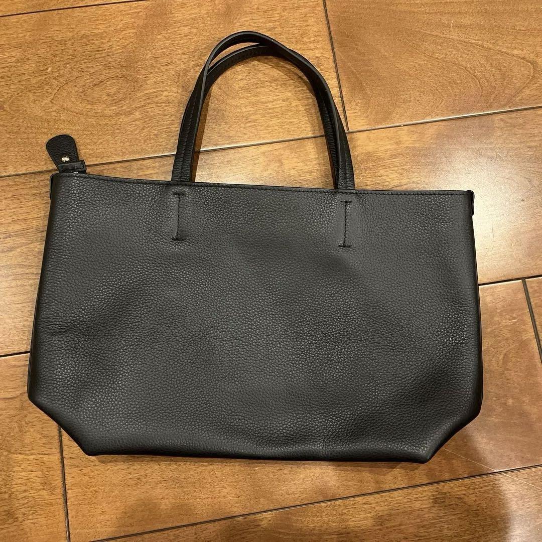 フェラガモ トートバック