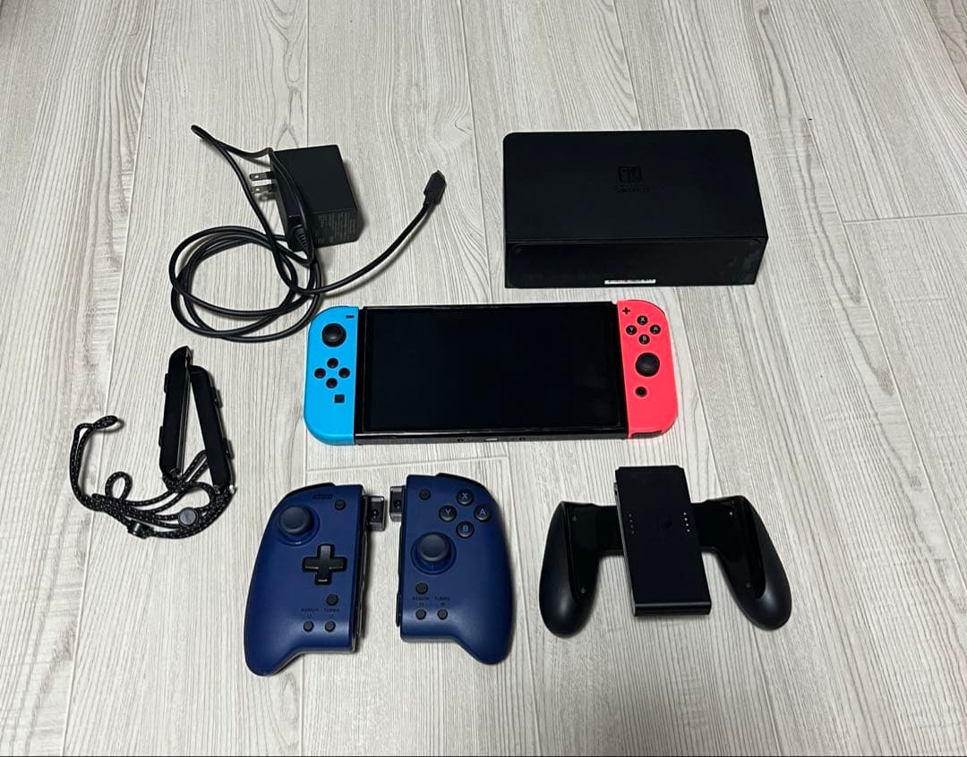 Nintendo Switch 有機EL 本体 HORIコントローラー付き