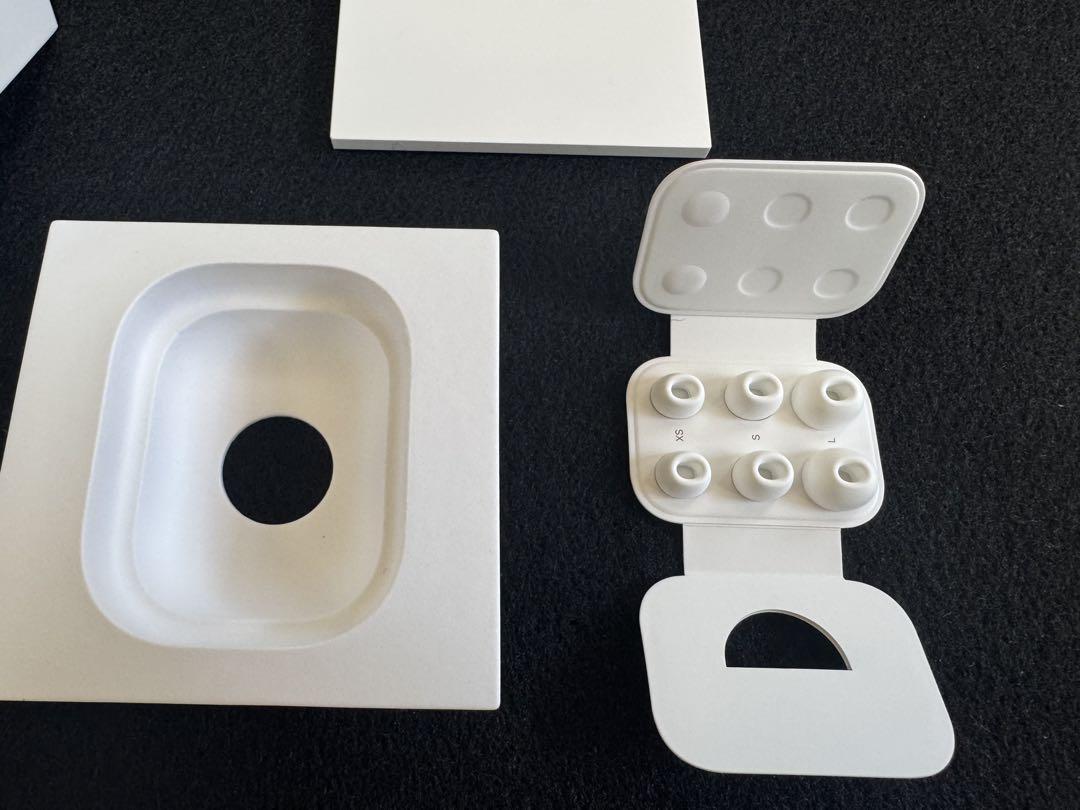 Apple AirPods Pro (第2世代) 本体と付属品　正規品