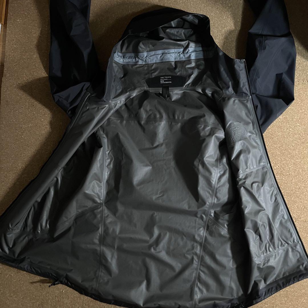 美品 アークテリクス ゼータSL メンズM 黒 ゴアテックス