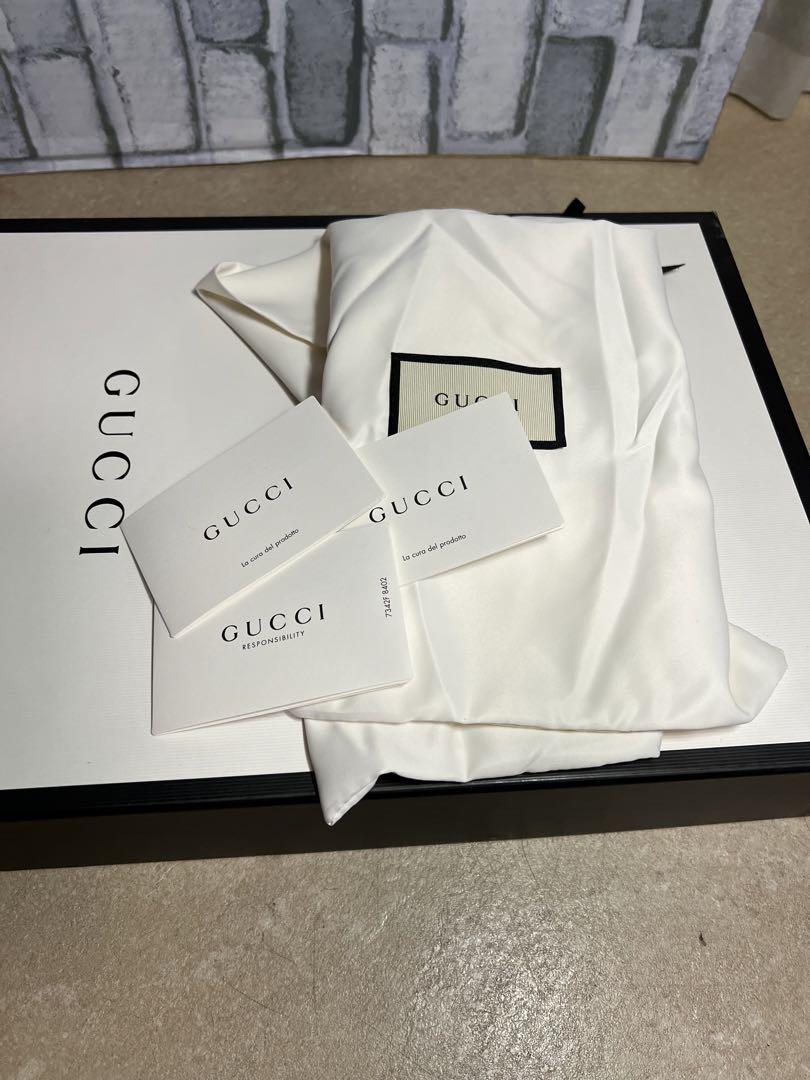 GUCCI スタッズ付きサンダル シルバーグレー