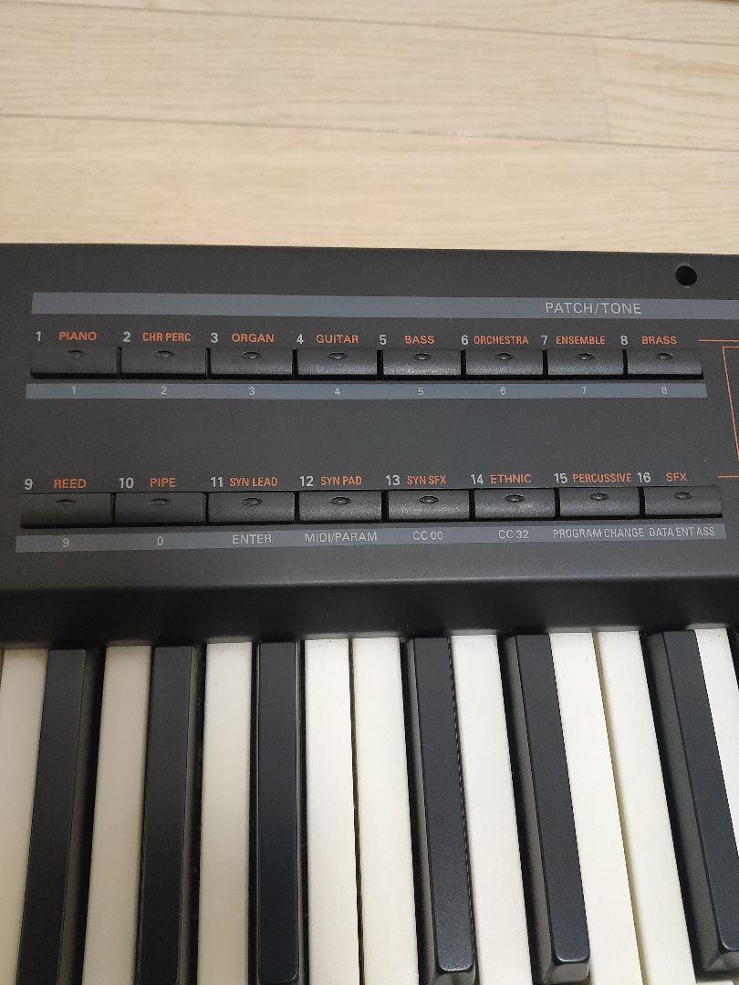 【カテゴリー】 ローランド A-33 MIDIキーボード コントローラー 8BdGZ-m18243441310 していない