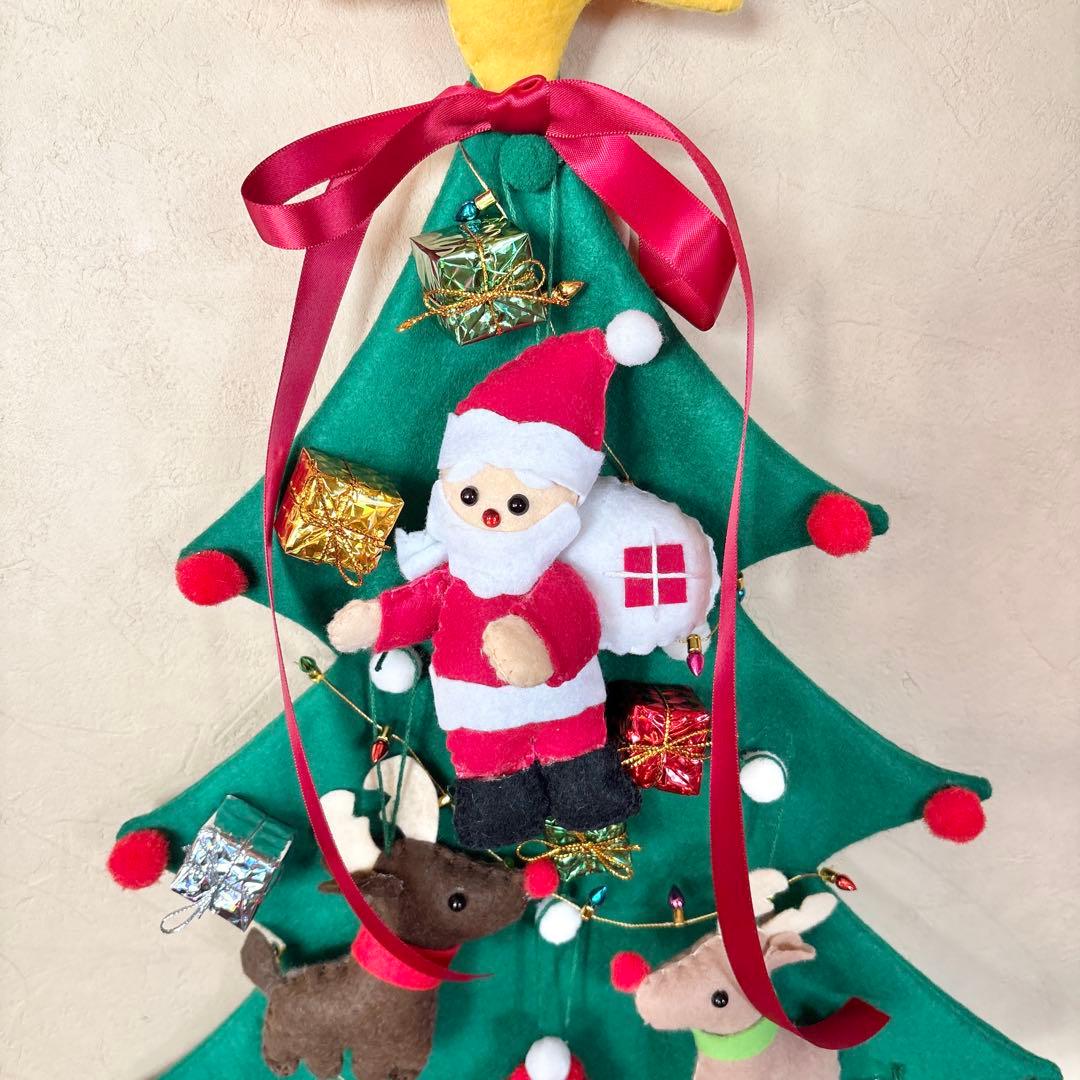 ヘレン様専用 ハンドメイド クリスマスツリー タペストリー フェルトリース ヘレン様専用 ハンドメイド クリスマスツリー タペストリー フェルトリース