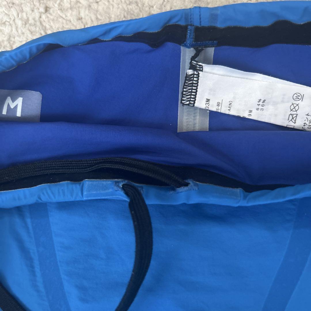 美品　アリーナ競泳水着　M