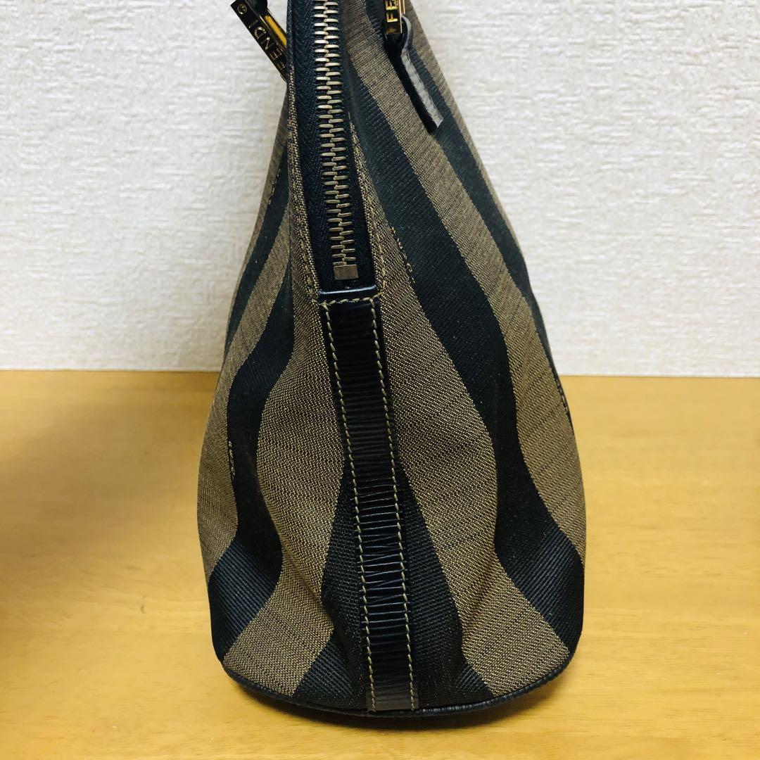 ハンドバッグ