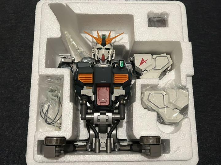 最安値お得 フォルマニア 初期版 中古美品 QMner-m18262578838 νガンダム 新作新作登場