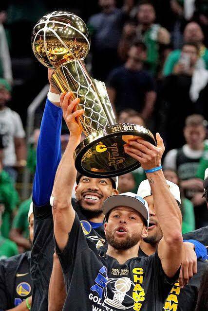 GSW優勝 NBA Tシャツ カリー ウォリアーズストア限定 ナイキ ③