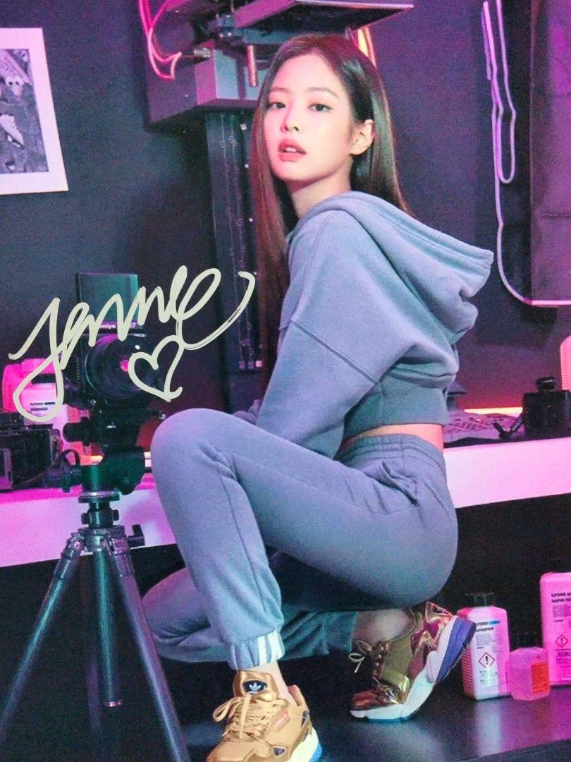 ジェニー直筆サイン入り2Lサイズ写真…Jennie…BLACKPINK…11