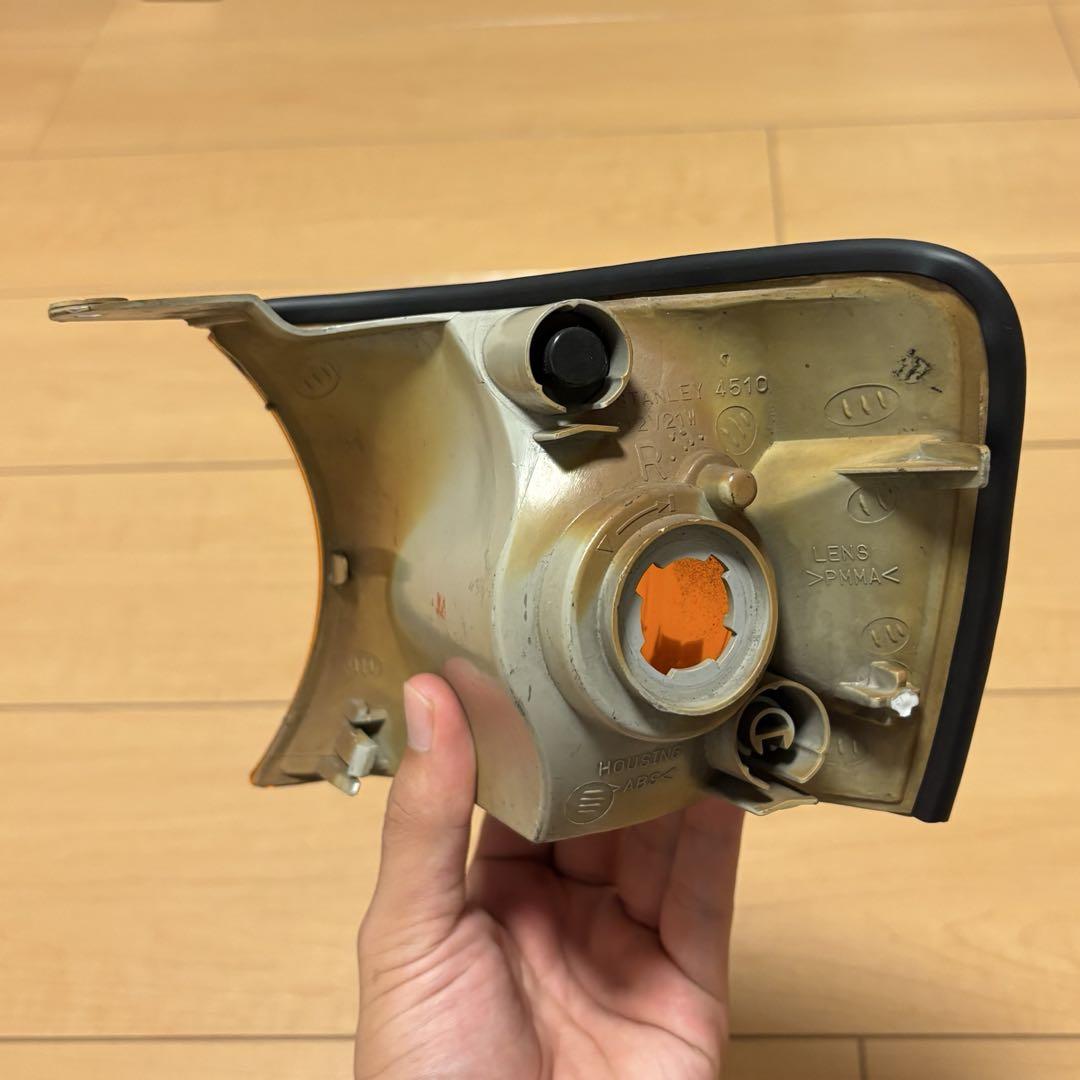 JZX100 チェイサー純正コーナーレンズ