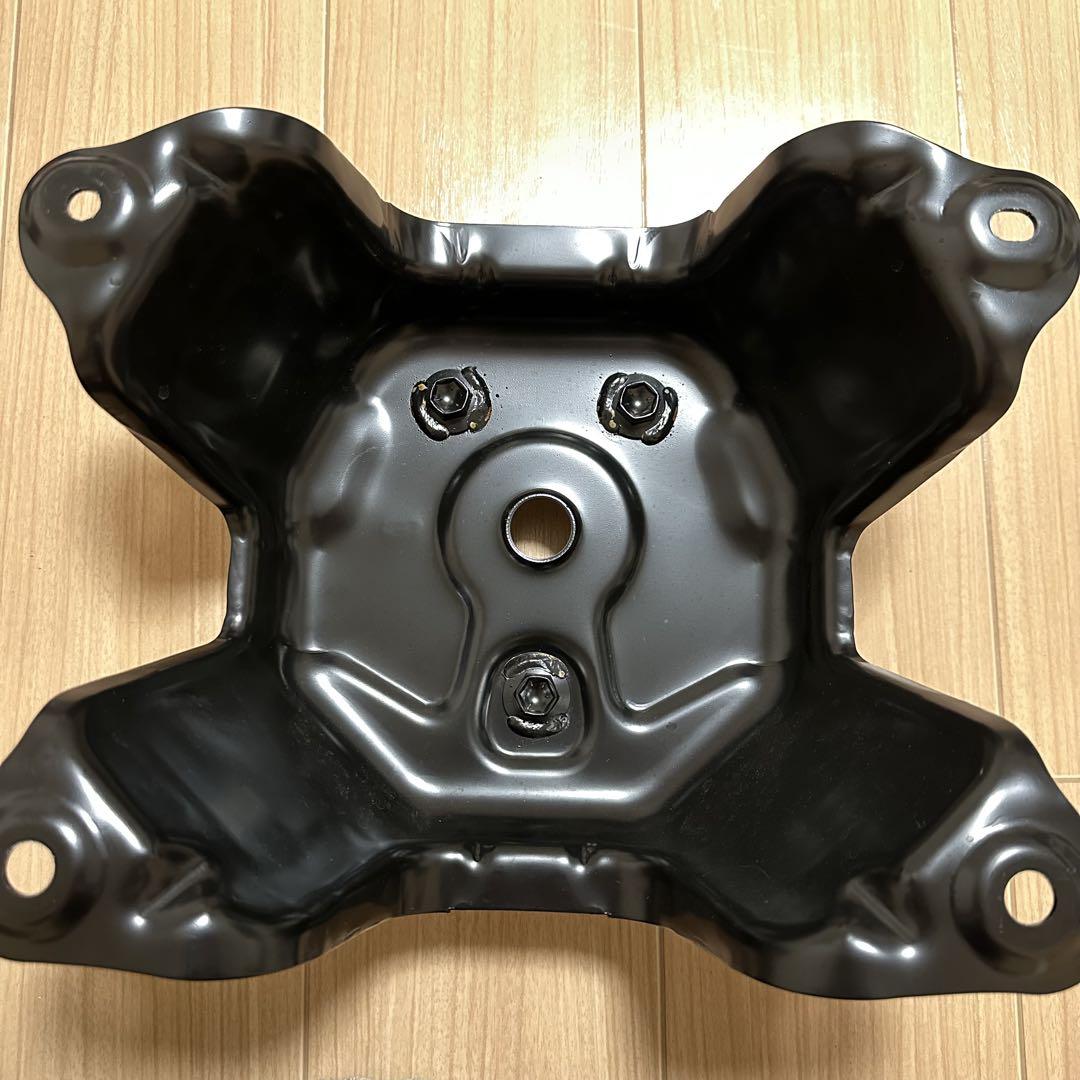 【新車外し品】ジムニーシエラ/JB74/純正/スペアタイヤキャリア 新車外し品】ジムニーシエラ/JB74/純正/スペアタイヤキャリア