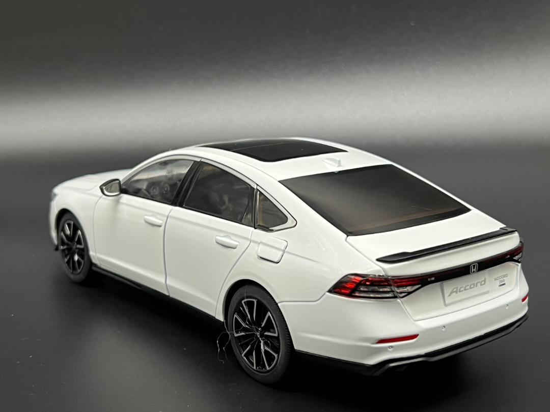 セール 登場から人気沸騰 ホンダ / HONDA アコード 1/18 ミニカー ホワイト H204 - メルカリ ミニカー
