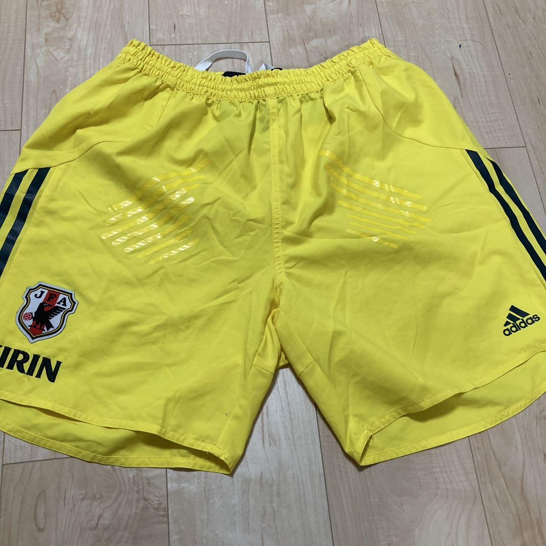 adidas ×日本サッカーJFA公認ロゴ刺繍公式ハーフパンツＯsize
