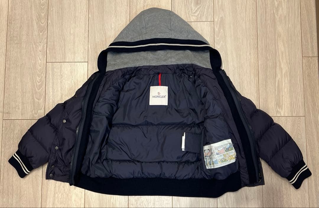 モンクレール ダウンジャケット ネイビー 8a 130cm モンクレール ダウンジャケット ネイビー 8a 130cm