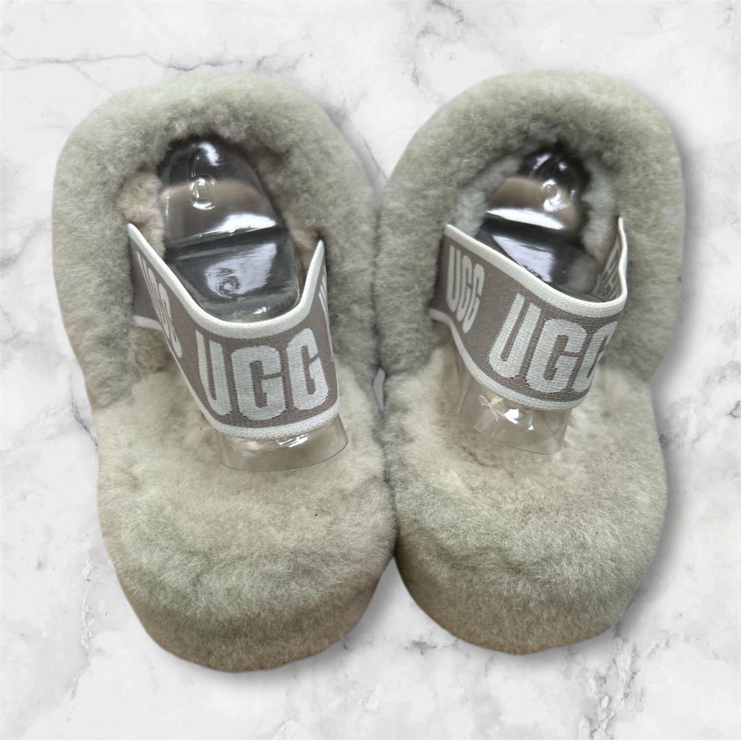 UGG グレー ファーサンダル 23センチ