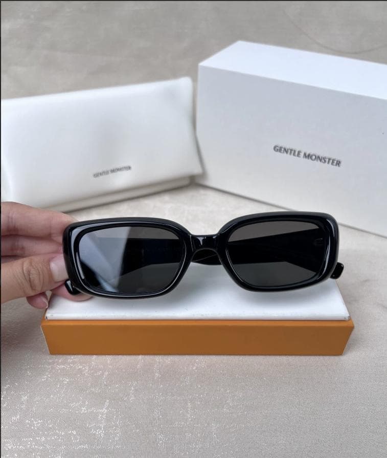 GENTLE MONSTER MM106 ブラック サングラス ケース付き