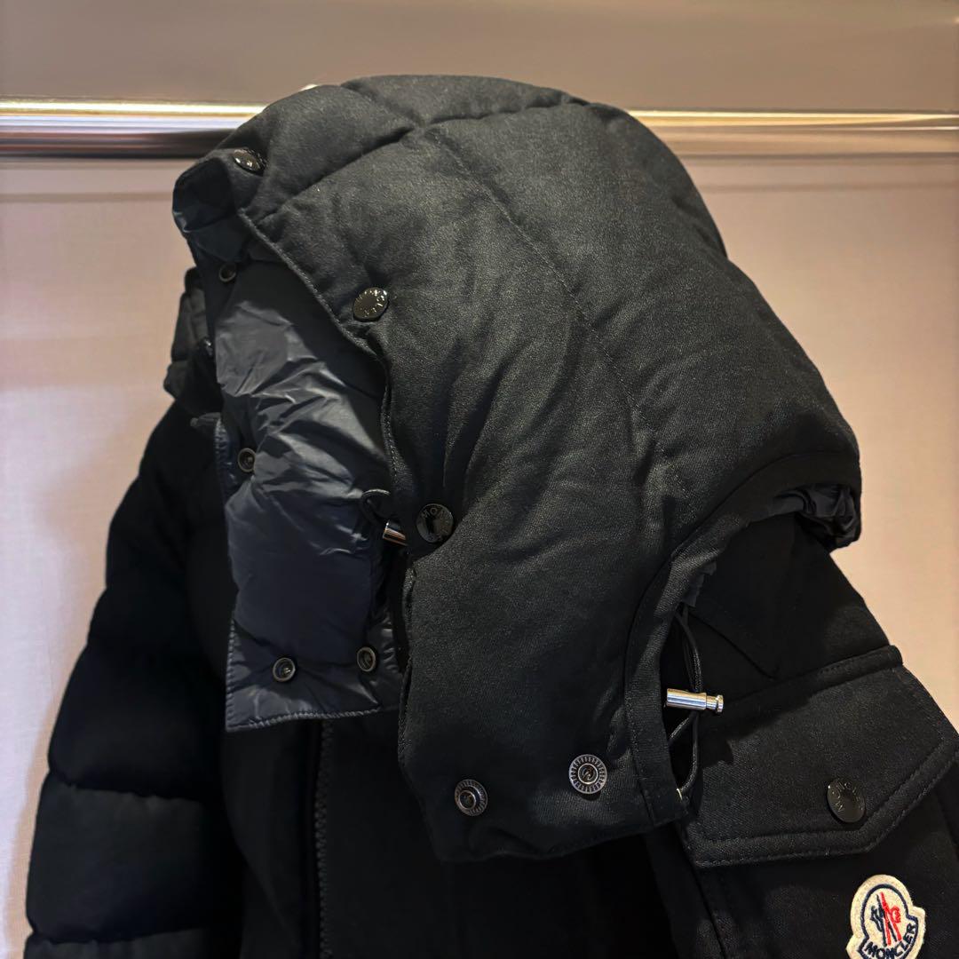 級MONCLER モンジュネーブル